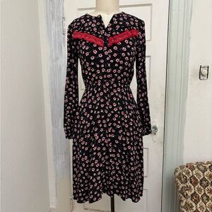 Resume Prairie Western Long Sleeve Floral Dress Red Lace Yoke in Black and Red S